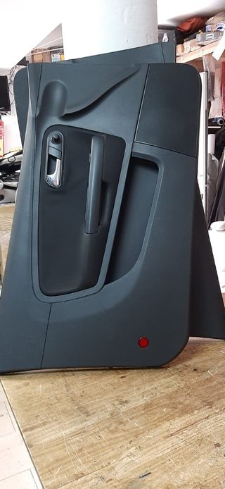 SEAT Ibiza 2011,2012 de cuatro puertas