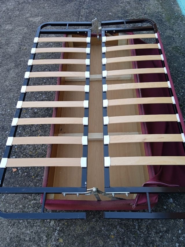 SOFÁ CAMA CON PEQUEÑO CANAPÉ