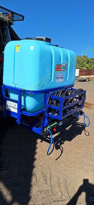 CUBA SUSPENDIDA CON CANASTA Y BARRA HERBICIDA PROF