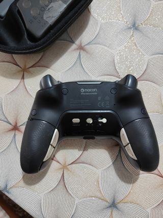 Controller Nacon ps4 Revolution call of duty