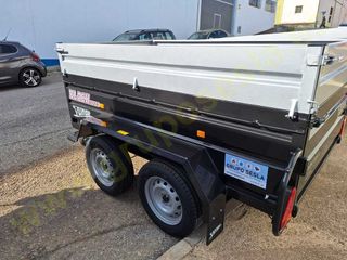 REMOLQUE CON EJES TANDEM TURISMO