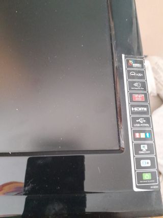 TV Nevir 19 con soporte pared