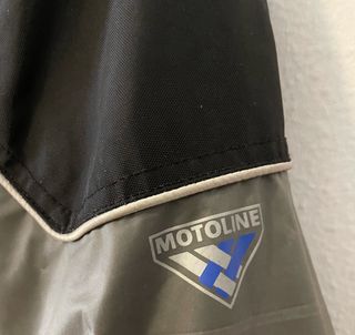 Chaqueta de moto con protecciones
