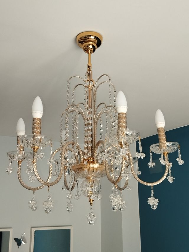 Lámpara clásica tipo Araña.