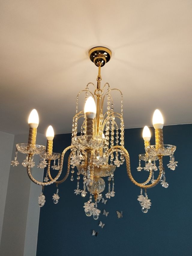 Lámpara clásica tipo Araña.