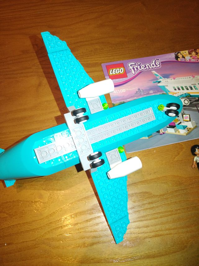 Lego Friends 41100. Avión 