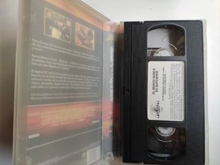 Lote 4 película vhs Titanic, Gladiator, 007