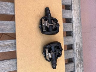 Pedales Shimano PD-M525