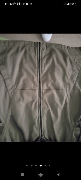 Chaqueta verde, parka, cortavientos...