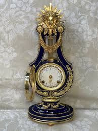 Reloj Marian Antonnieta 