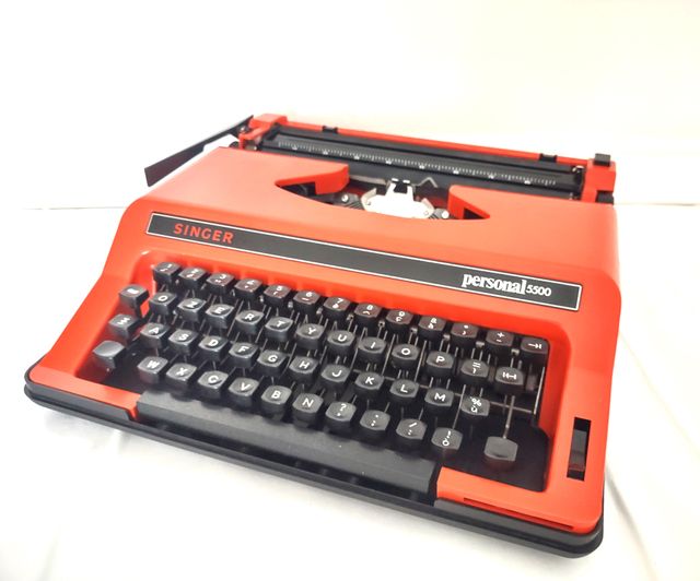 Macchina da scrivere SINGER anni 60