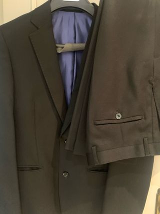 Traje negro , nuevo !!un solo uso!!!
