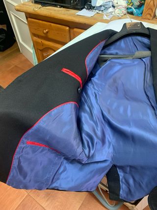 Traje negro , nuevo !!un solo uso!!!