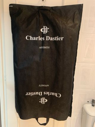 Traje negro , nuevo !!un solo uso!!!