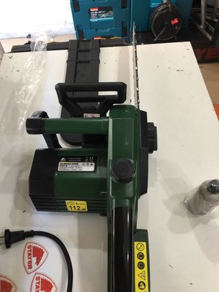 Moto sierra eléctrica