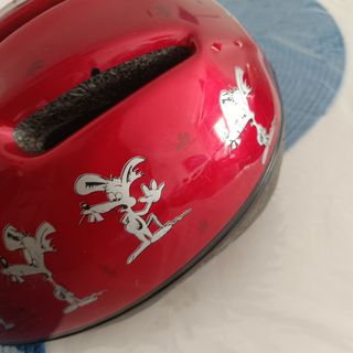 Casco infantil.