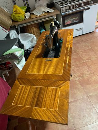 Maquina de coser ALFA