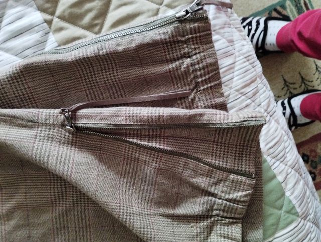 Pantaloni pinocchietti velluto