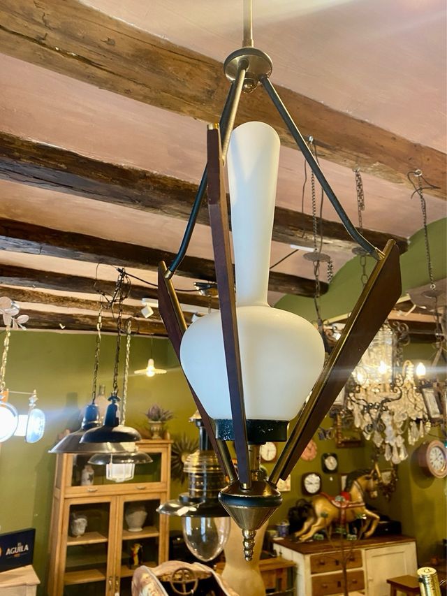 Lámpara antigua italiana . STILNOVO. Años 50