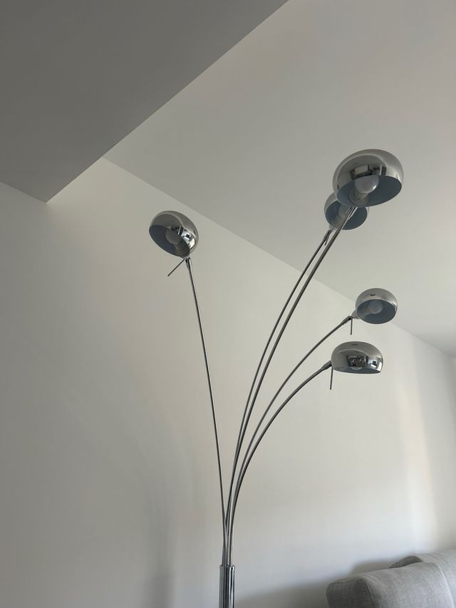 Lampara de pie BELIANI LEROY MERLIN