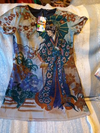 Vestido Desigual.Nuevo.Talla M.