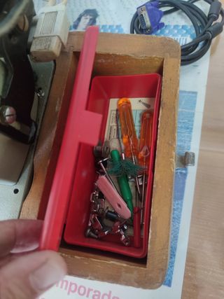 Maquina de coser portátil Alfa 482