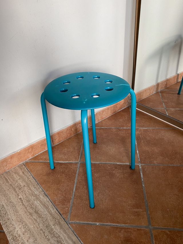 Sgabello Ikea Marius fuori serie turchese