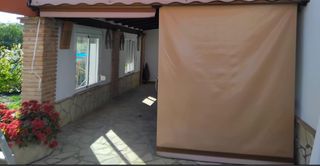 Toldo, son dos piezas .