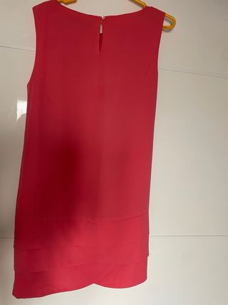 Vestido coral volantes