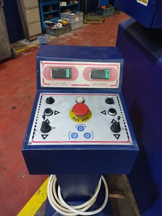 Curvadora de perfiles BIRLK