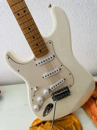 Guitarra electrica fender zurdo..( vendida)
