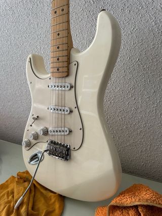 Guitarra electrica fender zurdo..( vendida)
