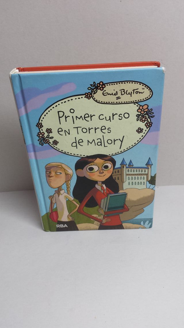 Primer Curso En Torres de Malory