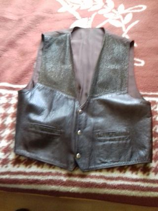 Chaleco de piel