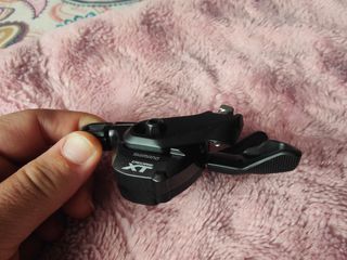 Cambio Maneta y desviador delantero XT