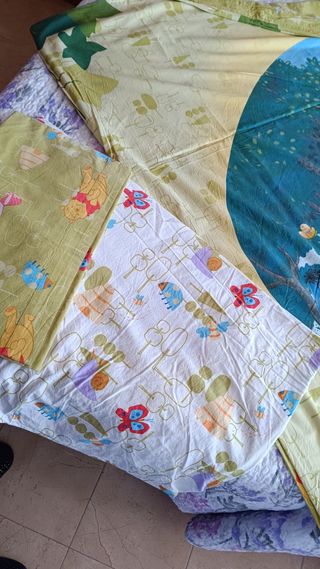 Funda nórdica con sabana bajera.