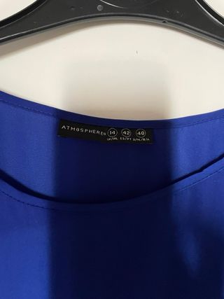 Blusa azul marino lisa