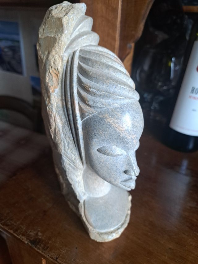 Statua pietra Gabon . Anni 50