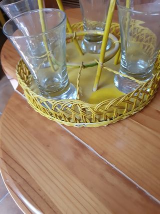 Cesta para vasos