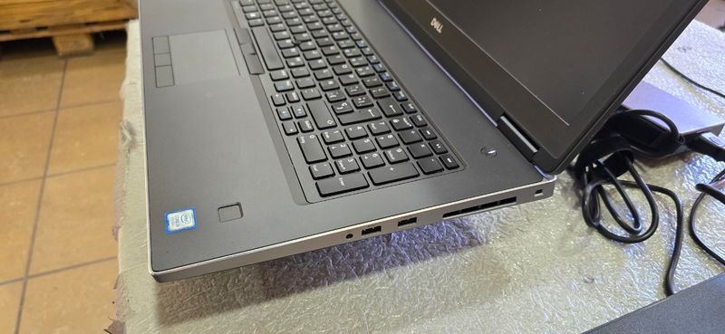 DELL I9 64 RAM 1 TB NVIDIA RTX 3000 afbeelding 4