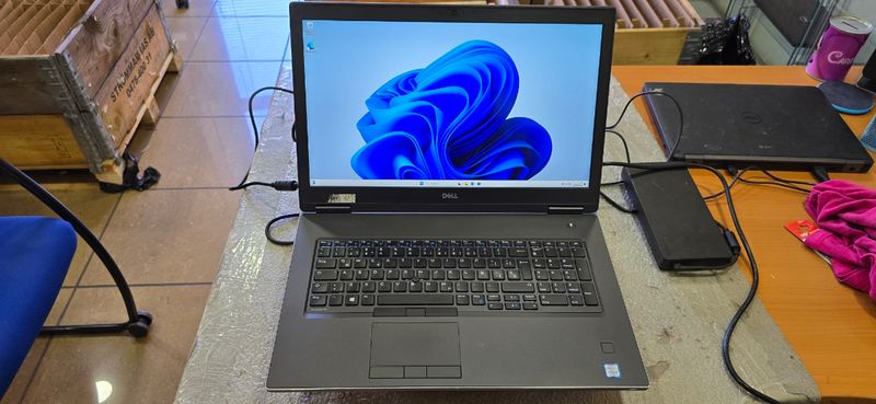 DELL I9 64 RAM 1 TB NVIDIA RTX 3000 afbeelding 6