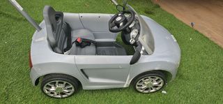 Coche niño audi R8 Spyder rollplay correpasillos