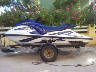 Se vende Yamaha gpr 1200 2t