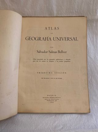 Libro Atlas de Geografia Universal antiguo