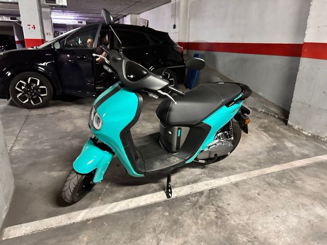 MOTO ELECTRICA YAMAHA NEOS 49cc