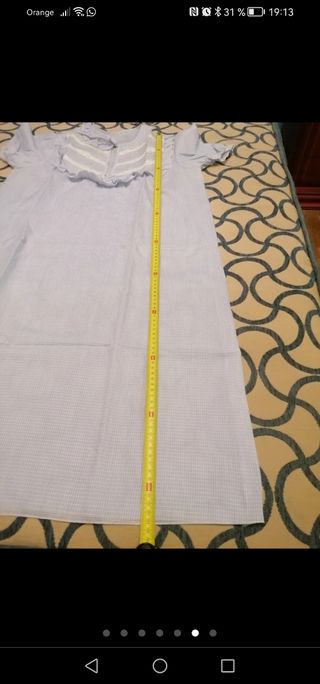 Camisón y zapatillas