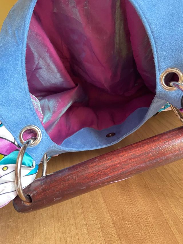 Borsa Fantasia Multicolore con Manico in Legno