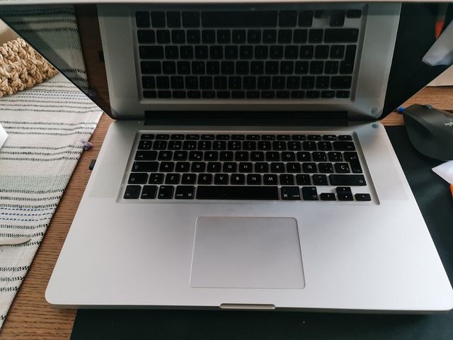 MacBook 15 pulgadas 2008