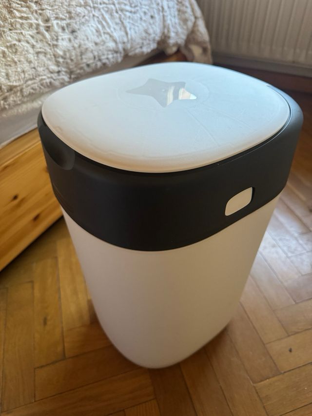 Contenedor pañales Tommee Tippee