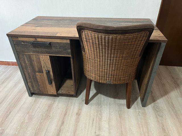 Silla Vintage Colonial NUEVA